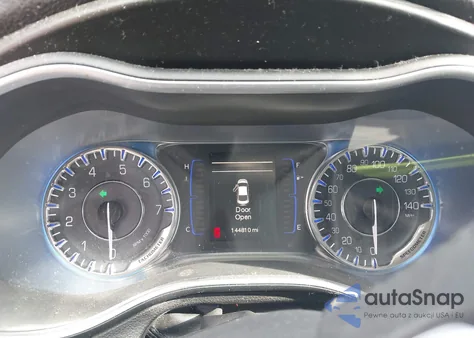 2015 Chrysler 200 Limited z USA, uszkodzony, nr VIN 1C3CCCAB7FN670683